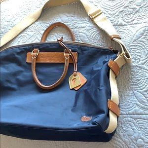 Navy Dooney and Bourke vinyl and leather purse